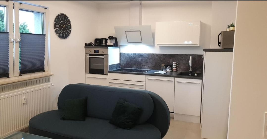 Apartment Mit Schoener, Moderner Einrichtung Koln Bagian luar foto